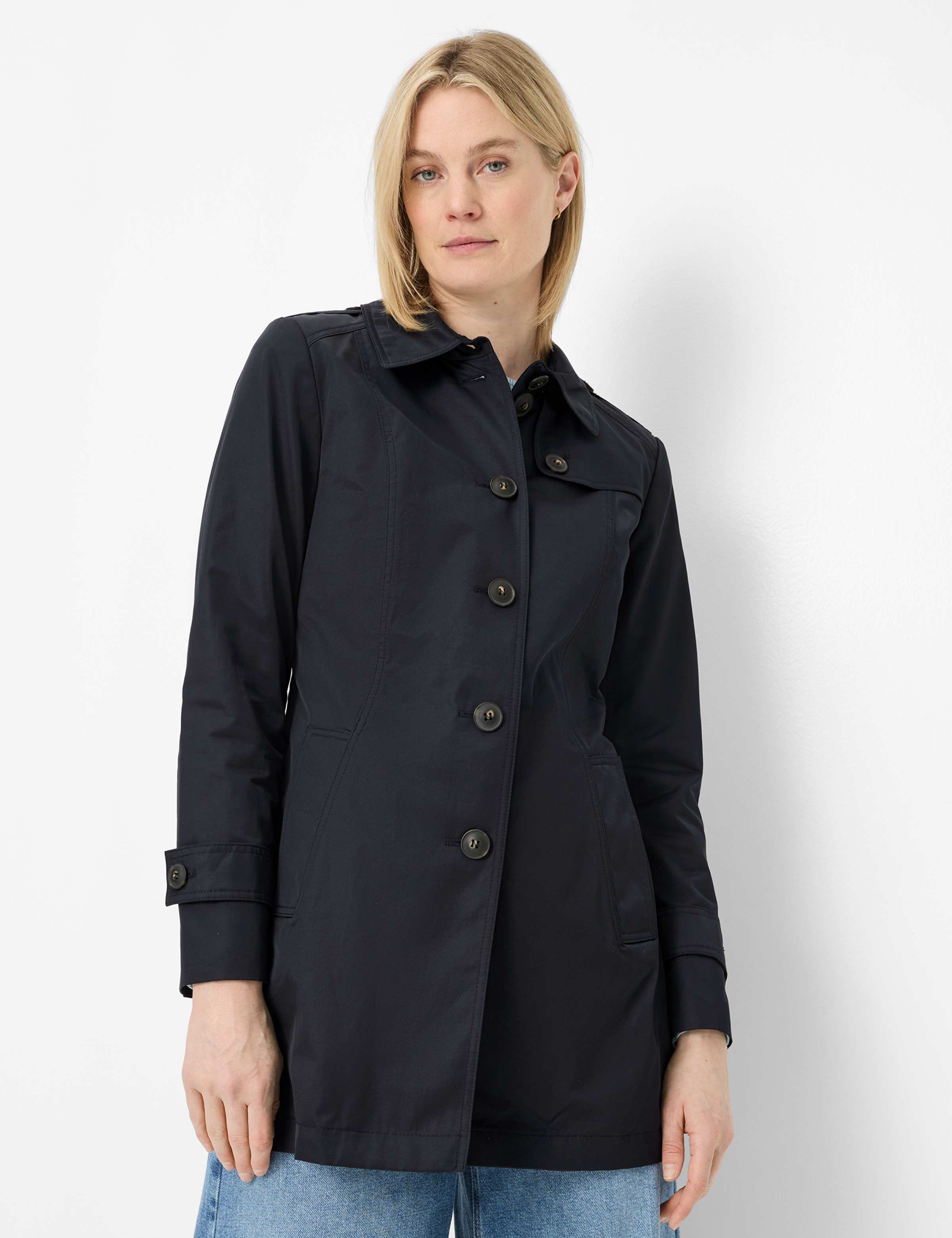 Trenchcoat Oxford - Image 17