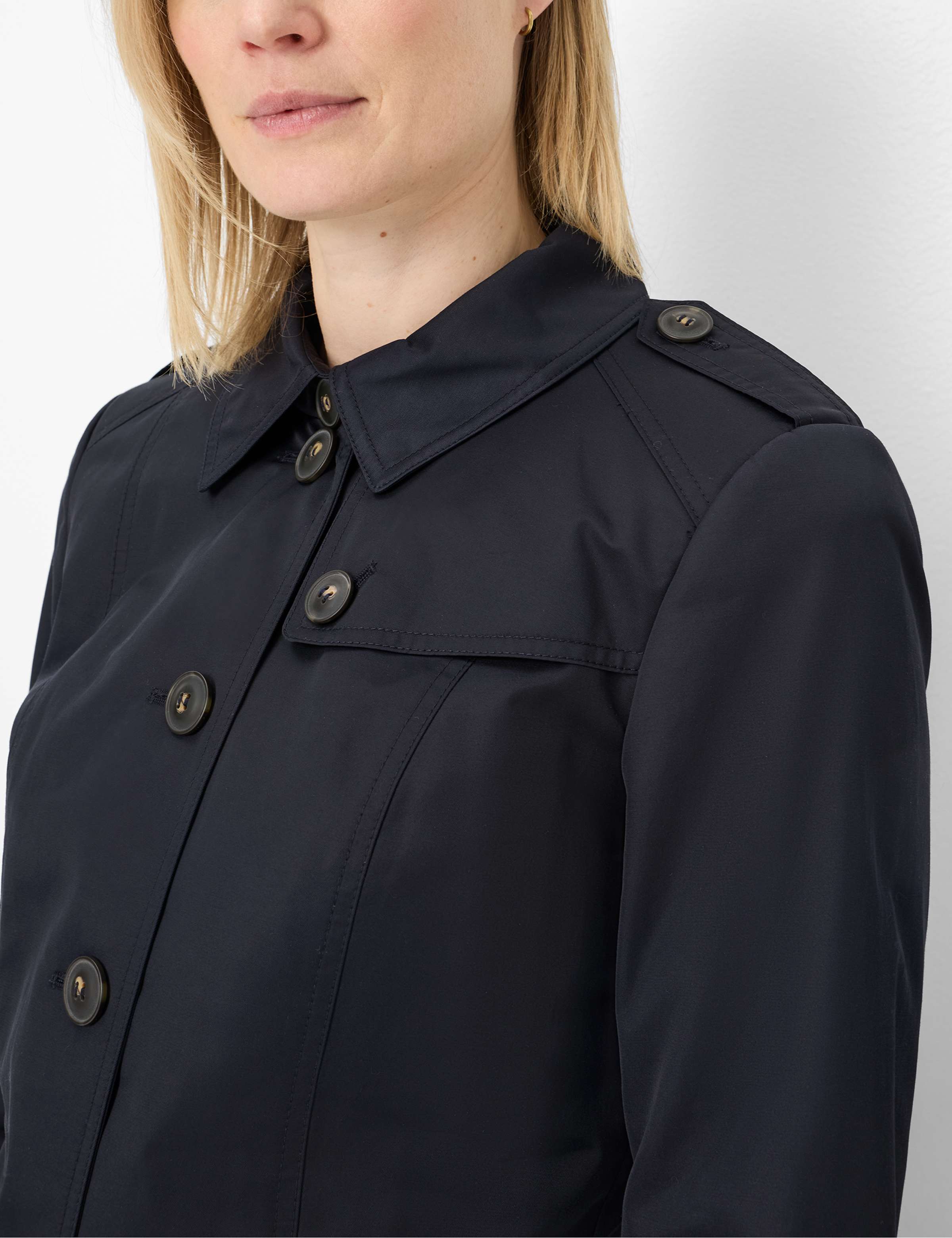 Trenchcoat Oxford - Image 20